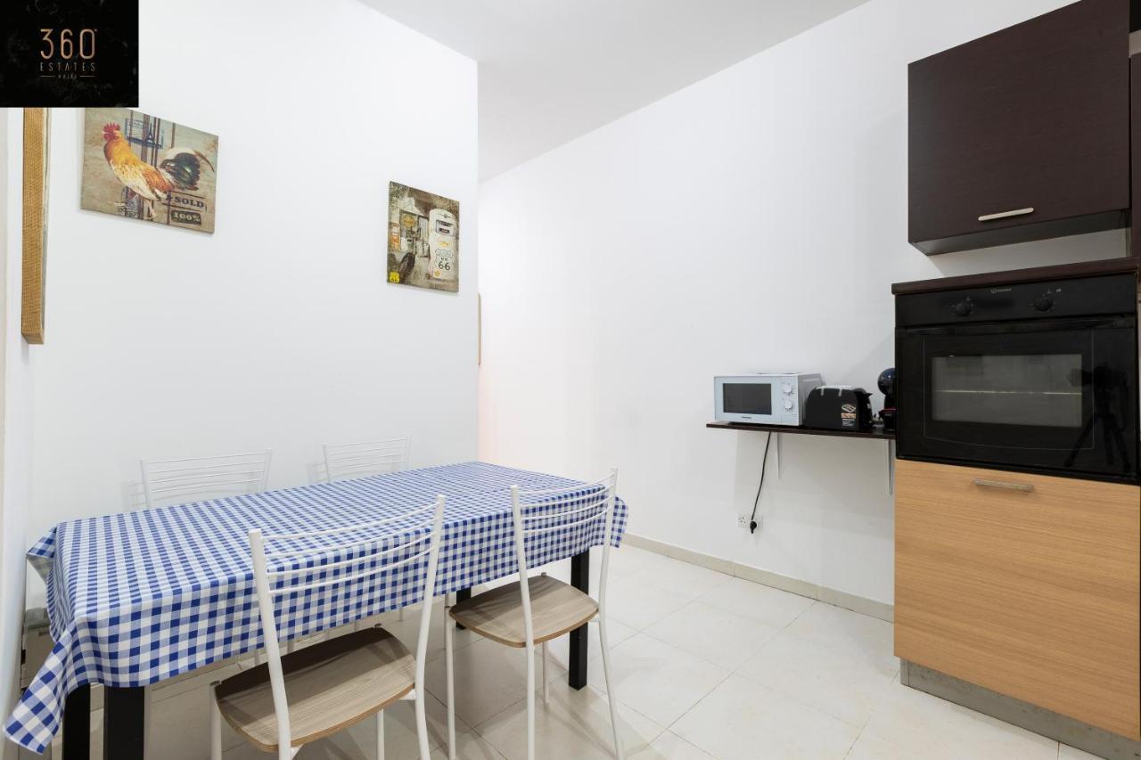 سانت جوليان Centre Paceville Apt With Terrace, Bbq & Wifi By 360 Estates المظهر الخارجي الصورة