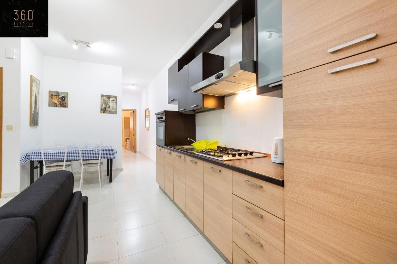 سانت جوليان Centre Paceville Apt With Terrace, Bbq & Wifi By 360 Estates المظهر الخارجي الصورة