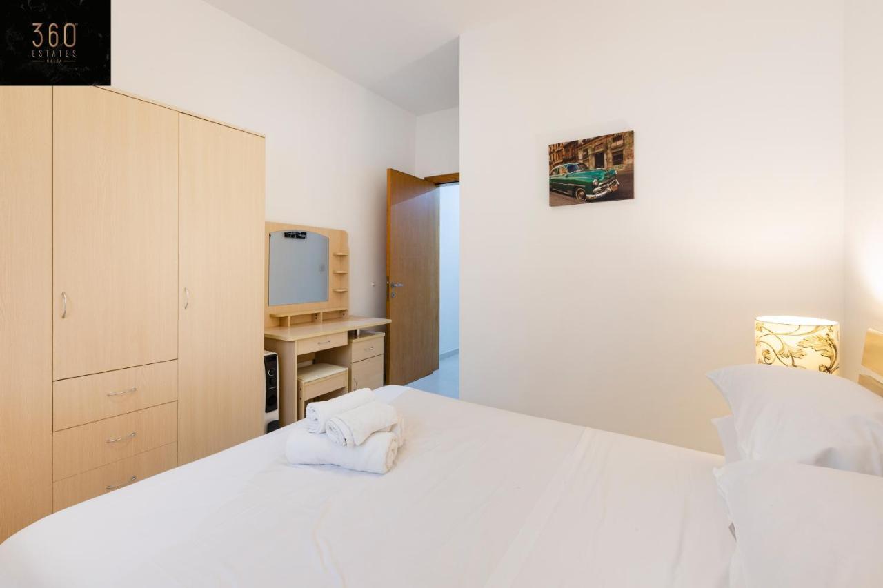 سانت جوليان Centre Paceville Apt With Terrace, Bbq & Wifi By 360 Estates المظهر الخارجي الصورة
