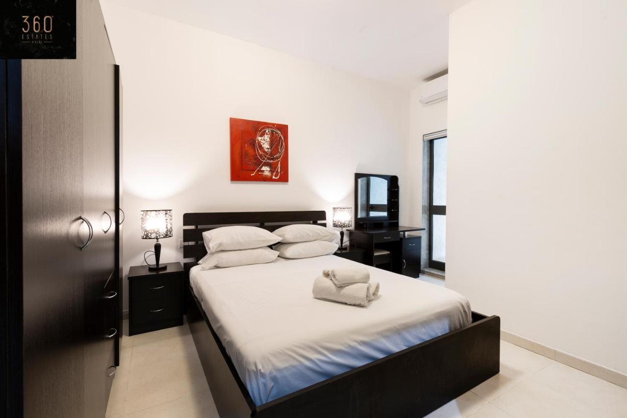 سانت جوليان Centre Paceville Apt With Terrace, Bbq & Wifi By 360 Estates المظهر الخارجي الصورة
